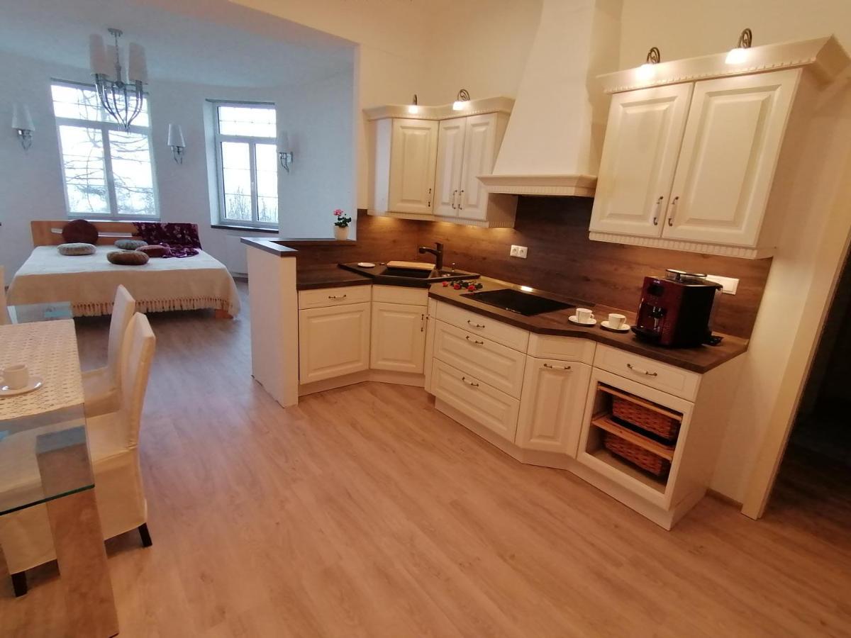 Apartman Ostry Vrsok V Starom Smokovci Appartement Vysoké Tatry Buitenkant foto